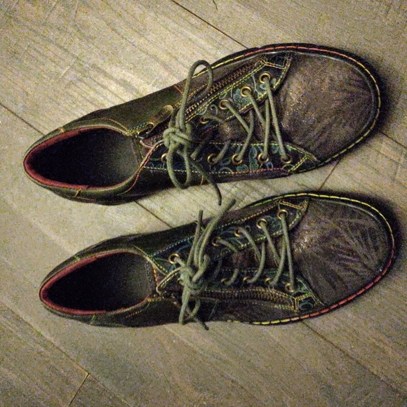 Spring Step Leather Upper Floral Comfort Shoes - Picture 1 of 13